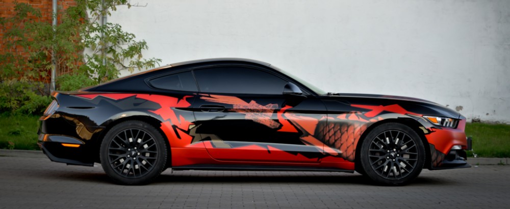 Pidziesit twarzy COLORA - CAR-BODY WRAPPING - oklejanie indywidualnym projektem - custom design - knifeless design