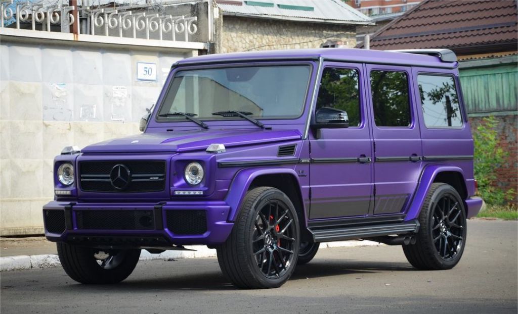 przykadowe oklejenie - mercedes g - zmiana koloru folia fioletowy mat