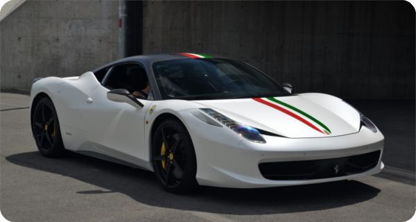 Zmiana koloru samochodu FERRARI 458 ITALIA w kolorze Matte Diamond White & Black z palety PWF CC-4025, CC-4101