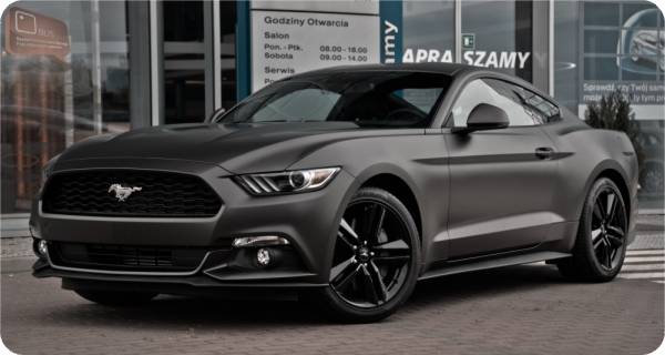 Zmiana koloru samochodu FORD MUSTANG 2015 w kolorze Diamond Black Matte z palety PWF CC-4101