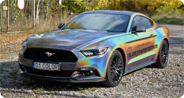 Zmiana koloru samochodu Ford Mustang GT w kolorze Flip Gloss Psychedelic z palety 3M 1080-GP281