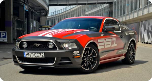 Stylizacja samochodu Ford Mustang GT projektem autorstwa LFANTDESIGN