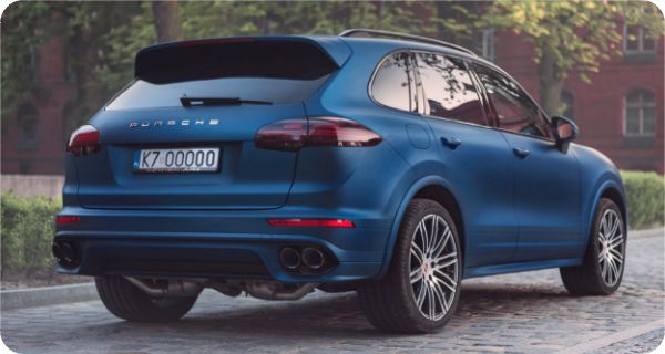 Zmiana koloru samochodu PORSCHE CAYENNE w kolorze Matt Saphir z palety PWF CC-3000