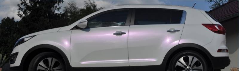 oklejanie samochodu Kia Sportage biała perła variochrome, zmiana koloru