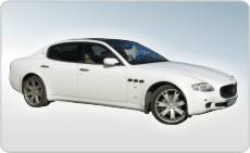 Maserati oklejone folią - zmieniony kolor na biały matowy + dach carbonowy 3M