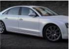 Oklejanie samochodów Audi A8 biała perła variochrome