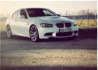 Oklejanie samochodw BMW M3 w kolorze biaa pera matowa z firmy 3M seria 1080