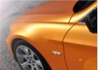 Oklejanie samochod�w BMW 330 oklejony foli� PWF Platinum Wrapping Film by Bruxsafol w kolorze Matt Sunrise Metallic PWF