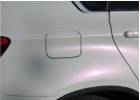 Oklejanie samochodw BMW X6 biaa pera variochrome HEXIS