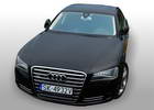 Oklejanie samochodw Audi A8 biay poysk