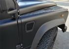 Oklejanie samochodw Land Rover Defender czarny mat