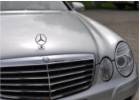 Oklejanie samochodw Mercedes E srebrny metalik - folia na lakier
