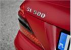 Oklejanie samochodw Mercedes SL oklejony foli czerwony mat + dach folia carbonowa 3M