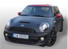 Oklejanie samochodw Mini Cooper S czarny mat + czerwony byszczcy dach