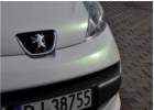 Oklejanie samochodw Peugeot 107 biaa pera variochrome