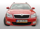 Oklejanie samochodw Skoda Octavia 2011 czerwony poysk