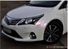 Oklejanie samochodw Toyota Avensis biaa pera variochrome