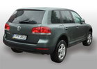 Oklejanie samochodw VW Touareg - biaa pera variochrome + carbon 3M