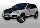 Oklejanie samochodw VW Touareg - biaa pera variochrome + carbon 3M