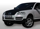 Oklejanie samochodw VW Touareg - biaa pera variochrome + carbon 3M