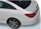 Oklejanie samochodw Mercedes E - folia Carbon Biay Perowy