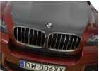Zmiana koloru samochodu BMW X6 - oklejenie foli CARBON 3M maski, dachu spoilera, znaczka BMW i lusterek