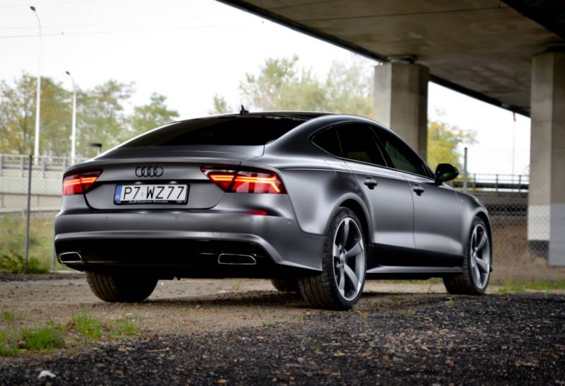 Audi A7 oklejone foli Satin Dark Grey 3M seria 1080 - zmiana koloru auta - szkolenia z oklejania samochodw foli