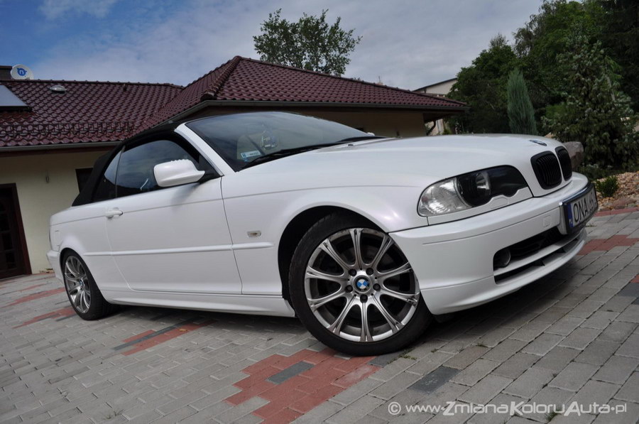 oklejanie samochodów BMW E46 cabrio biała perła