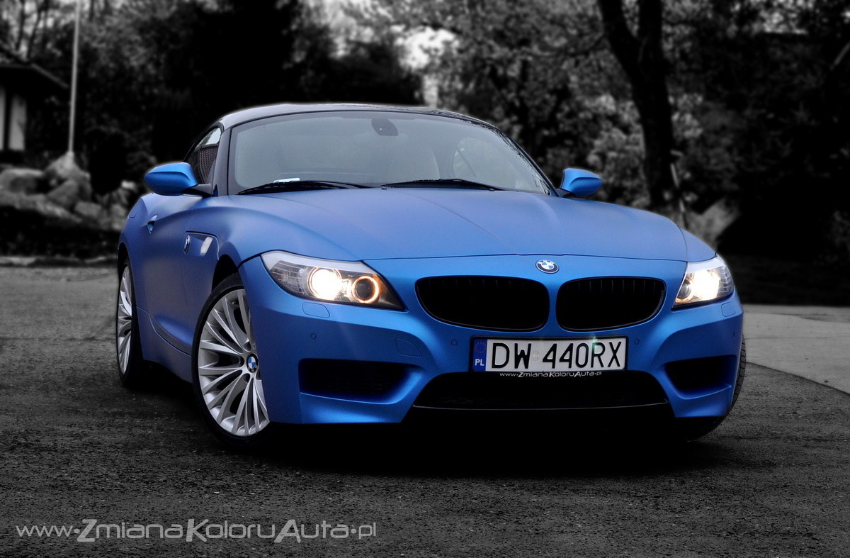 oklejanie samochodów BMW Z4 niebieski mat metalik