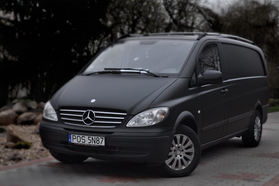 oklejanie samochodów Mercedes Vito czarny mat