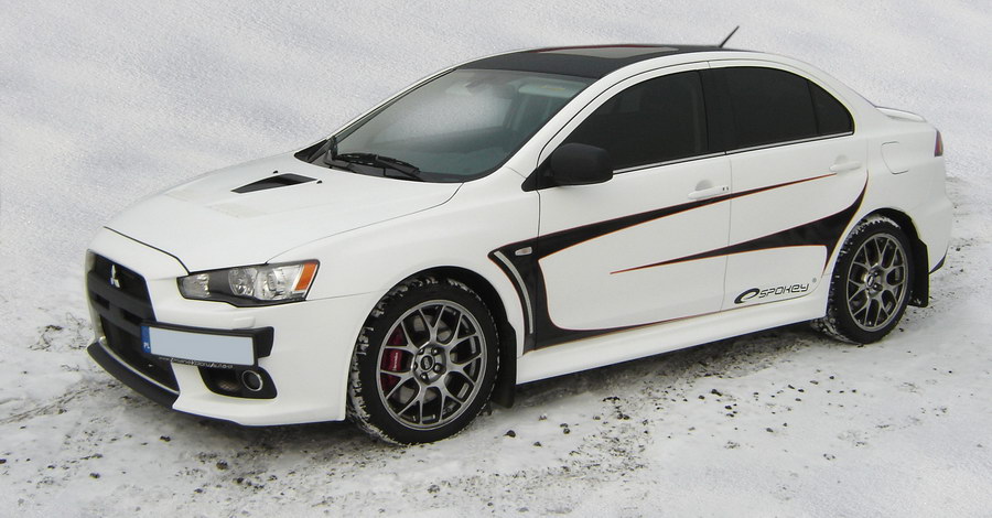 oklejanie samochodów Mitsubishi Lancer Evolution X biały